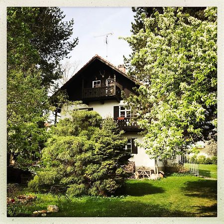 Bed Bike&Breakfast, Zimmer innerhalb eines Privathauses mit Gemeinschaftsbad Inning am Ammersee Exterior foto